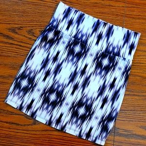 Bodycon Mini Skirt - Black and White Abstract Pattern
